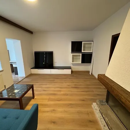 Apartman Sunlit With Garden, Next To Station, Vienna