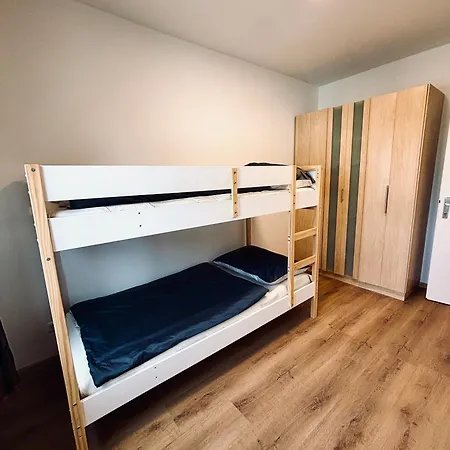 Sunlit With Garden, Next To Station, Vienna * Vösendorf