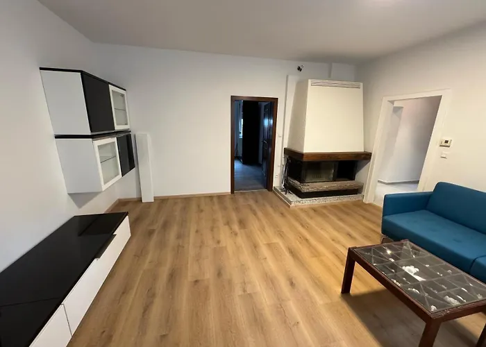 Sunlit With Garden, Next To Station, Vienna Voesendorf