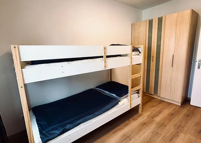 Sunlit With Garden, Next To Station, Vienna * Voesendorf